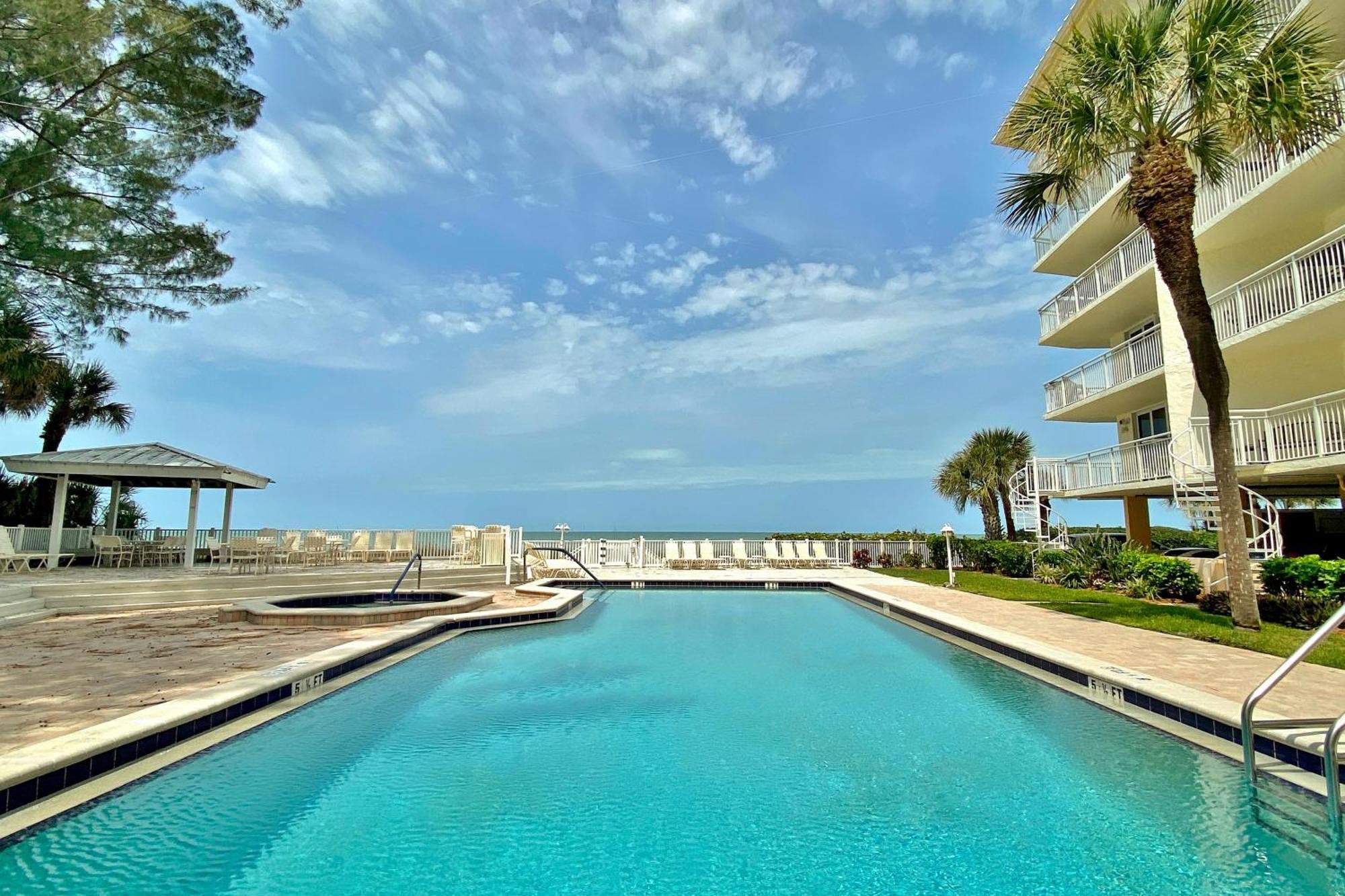 Dolphin Reef 203 Apartment Clearwater Beach Exterior photo